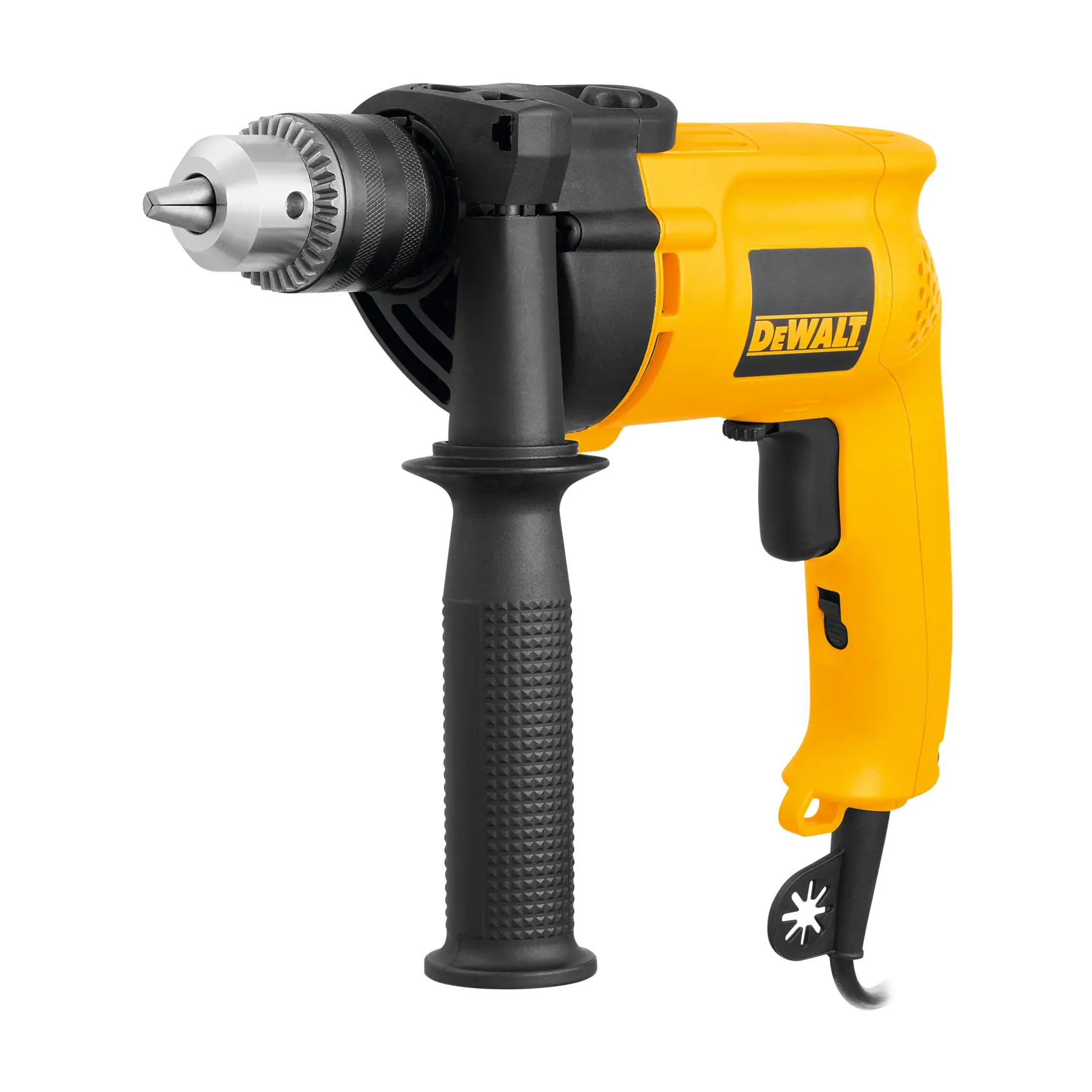 Un taladro eléctrico DEWALT amarillo y negro con empuñadura lateral y cable de alimentación, fotografiado sobre un fondo blanco.